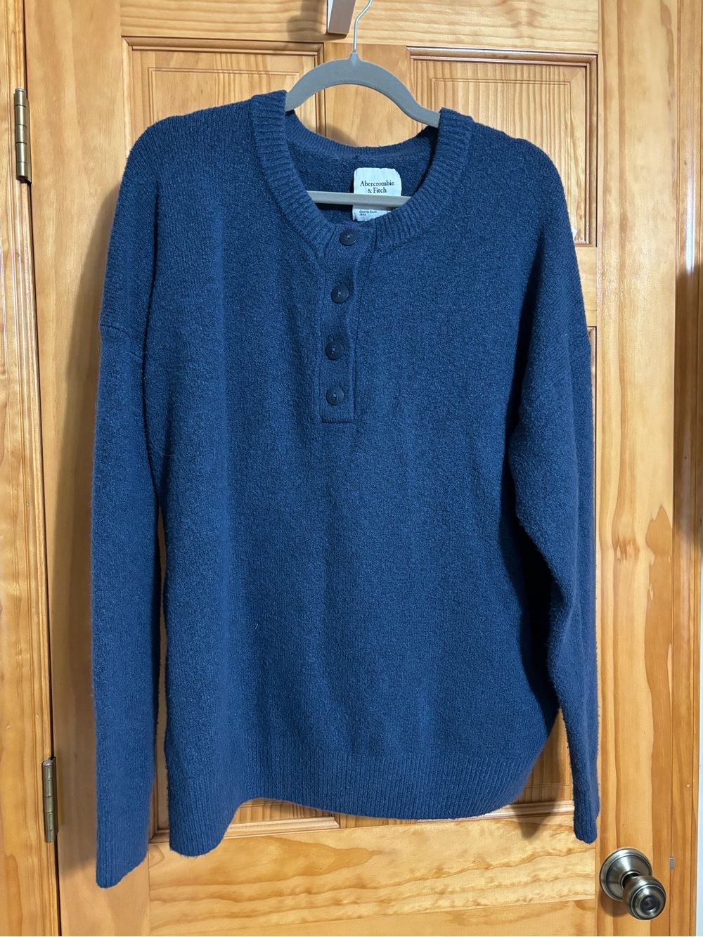 Abercrombie & Fitch Women’s Navy Button Sweater